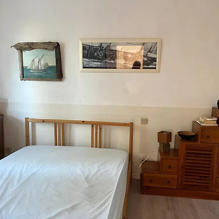 Dans Belle Maison Landaise * Ares